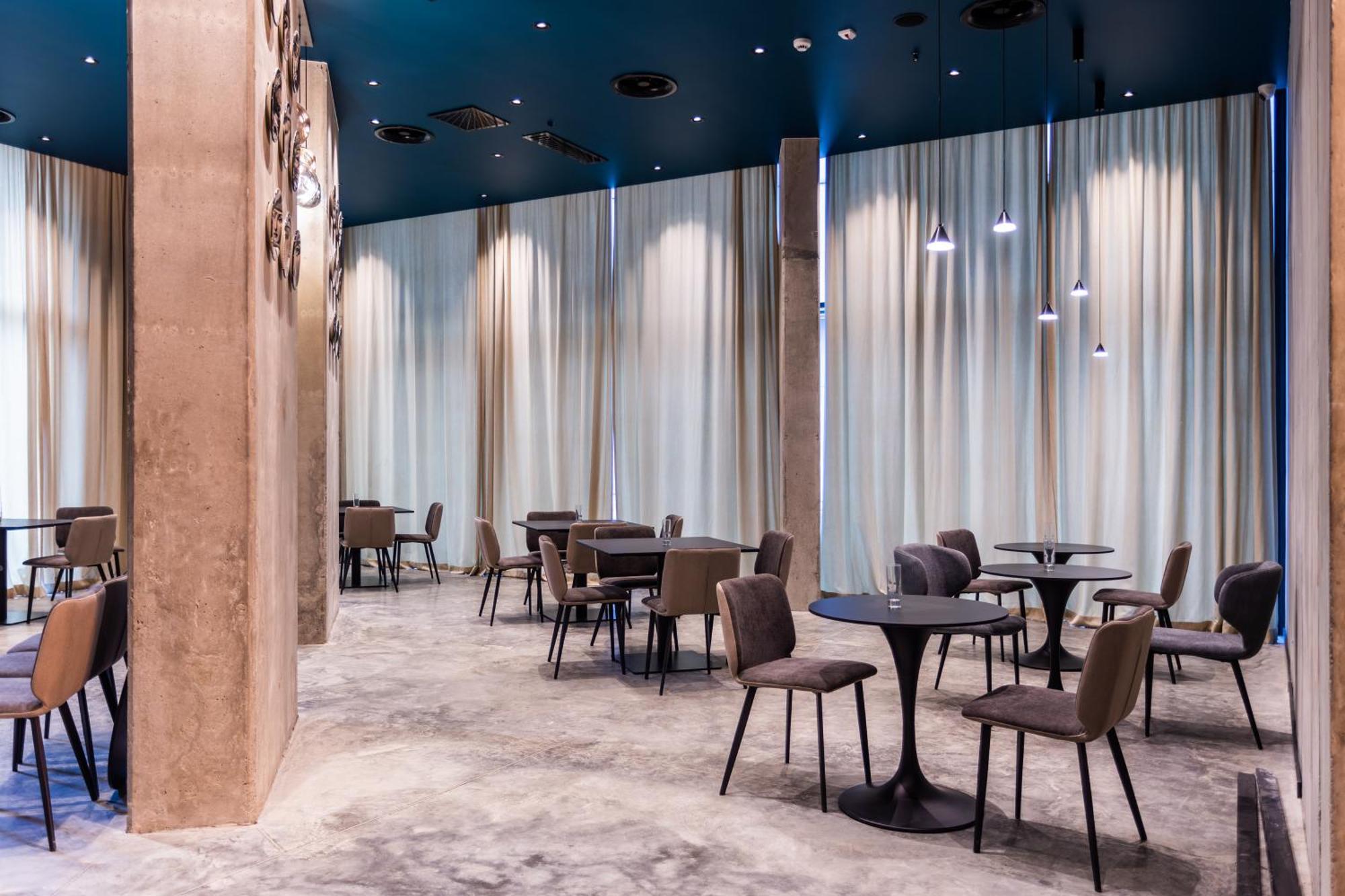 Nova Luxe Hotel & Residences Batumi Exterior photo