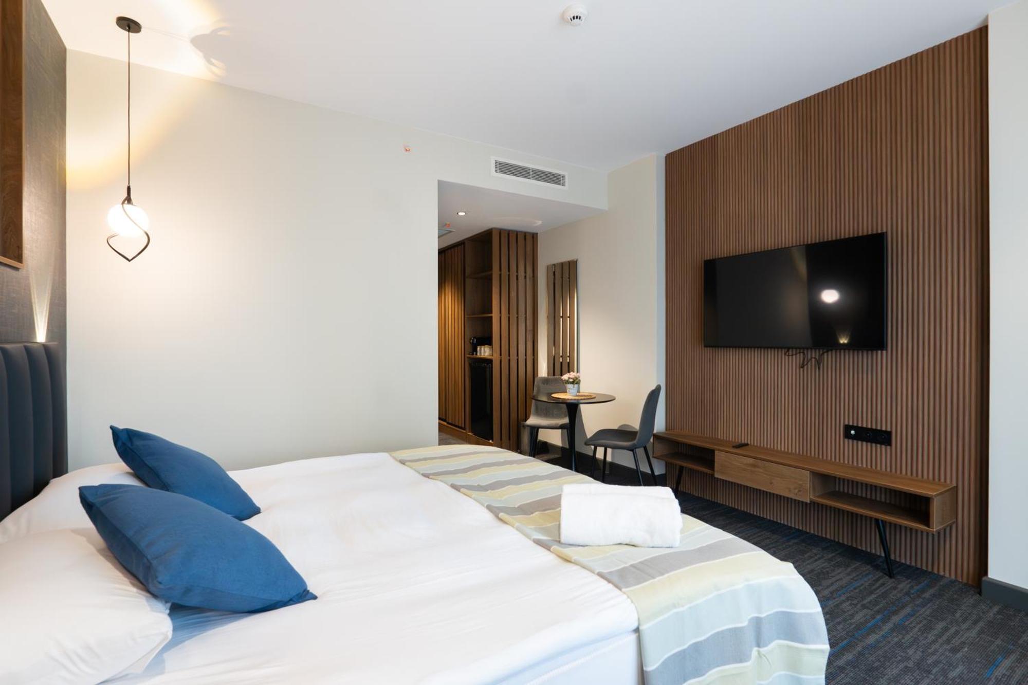 Nova Luxe Hotel & Residences Batumi Exterior photo