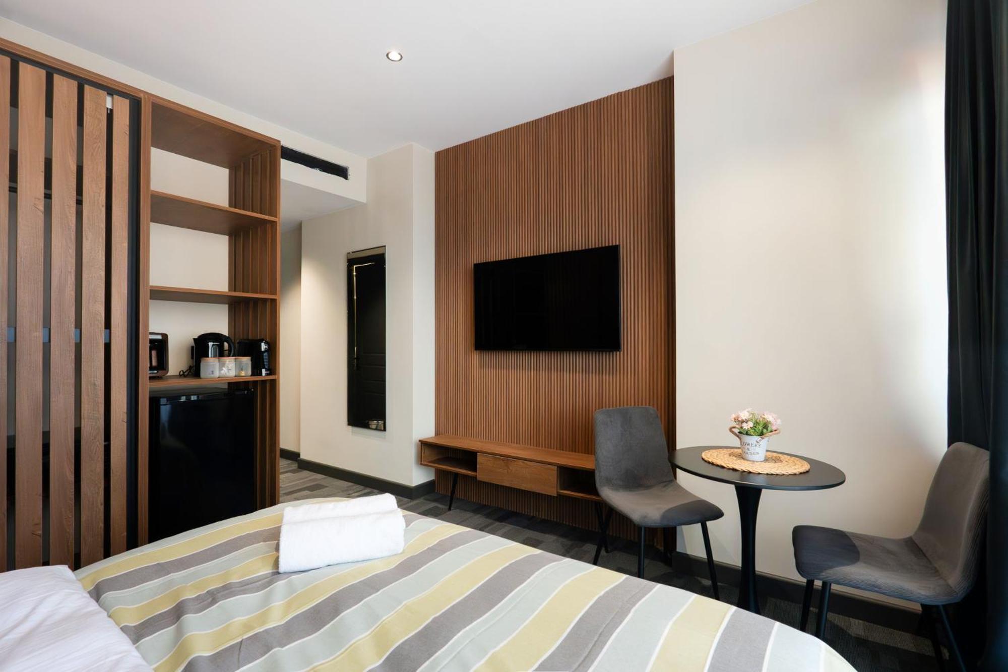 Nova Luxe Hotel & Residences Batumi Exterior photo