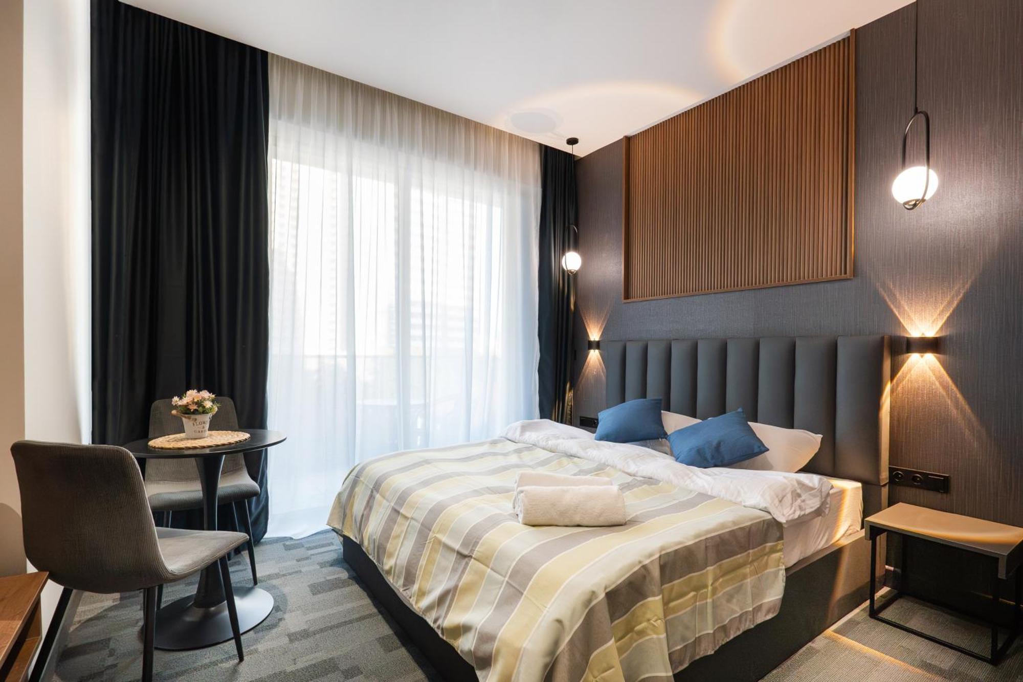 Nova Luxe Hotel & Residences Batumi Exterior photo