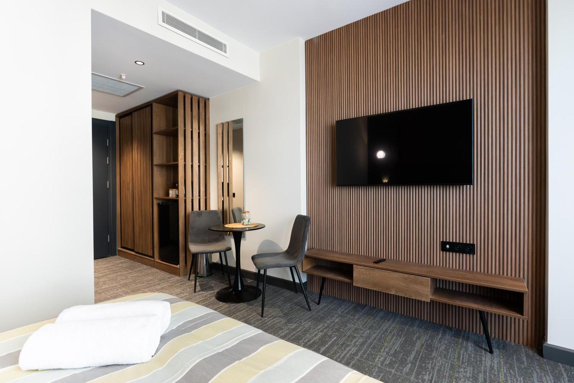Nova Luxe Hotel & Residences Batumi Exterior photo