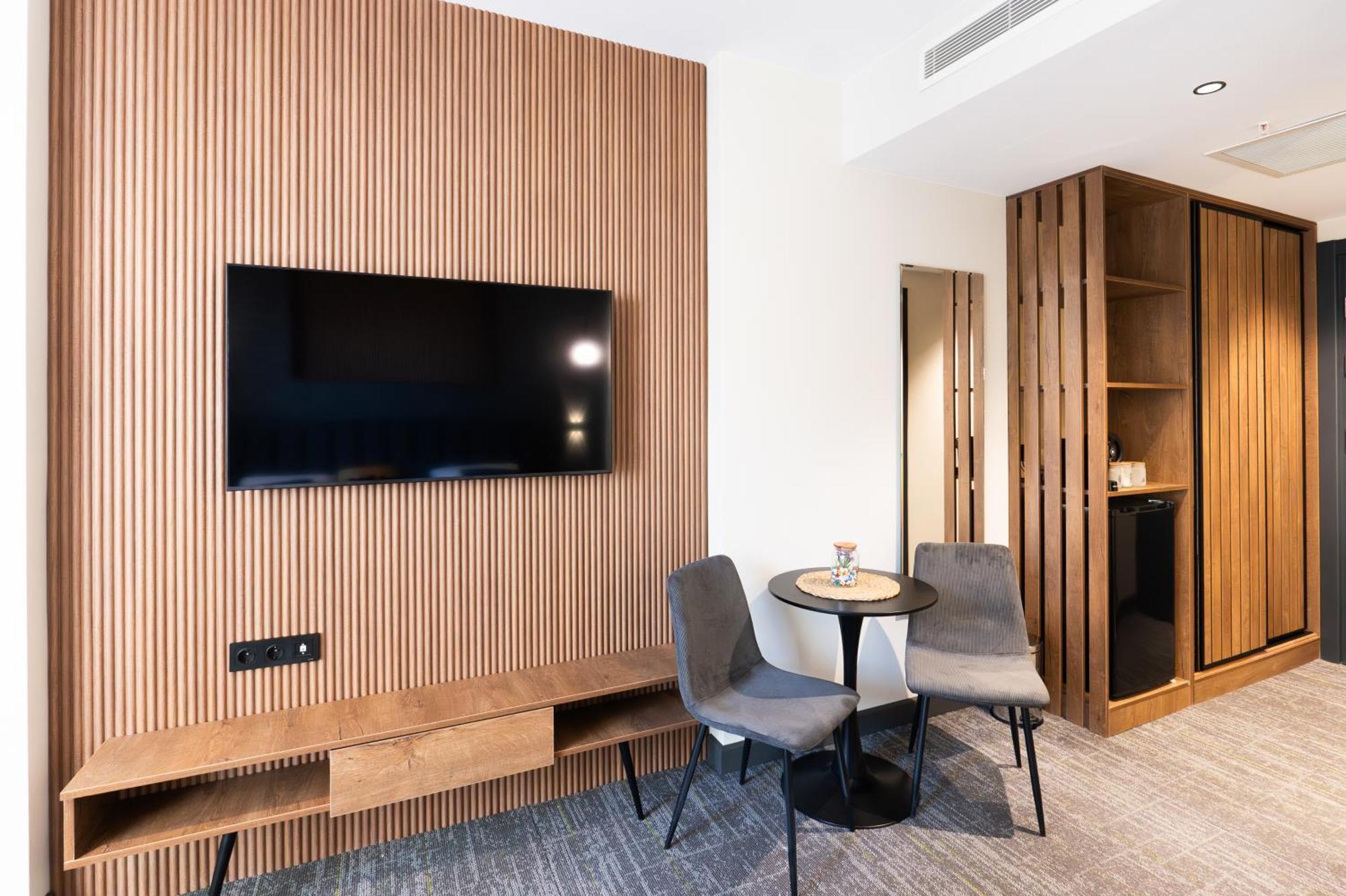 Nova Luxe Hotel & Residences Batumi Exterior photo