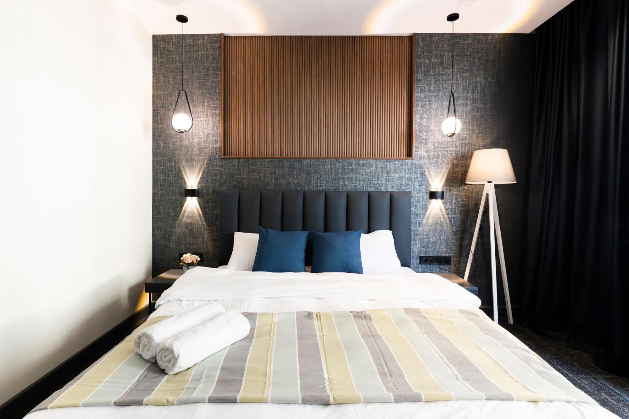 Nova Luxe Hotel & Residences Batumi Exterior photo