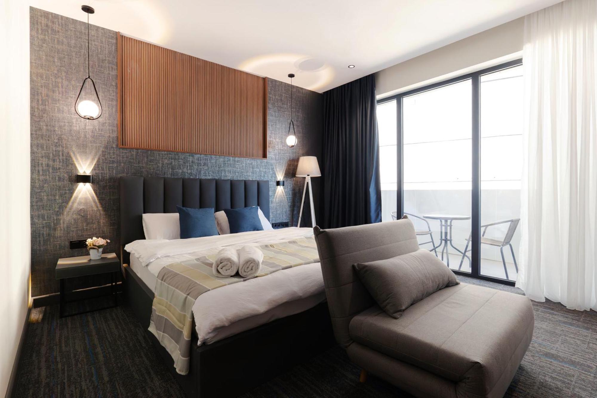 Nova Luxe Hotel & Residences Batumi Exterior photo