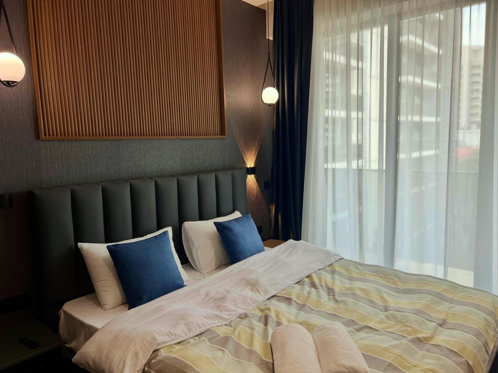 Nova Luxe Hotel & Residences Batumi Exterior photo